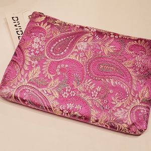 DIVIDED Pink Zippered Pouch